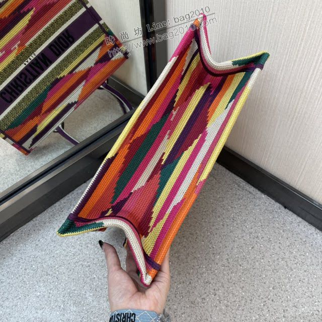 Dior女包 迪奧Book Tote彩虹小號托特包 Dior刺繡購物袋  dfk1820